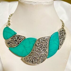 Unique Silver Floral choker Necklace